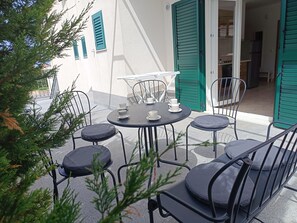 Apartment (A2) | Terrace/patio