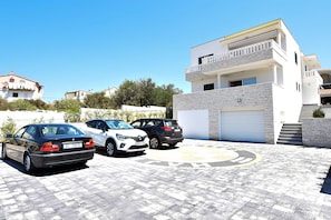 Building design - Apartments Antonia (Primosten)
