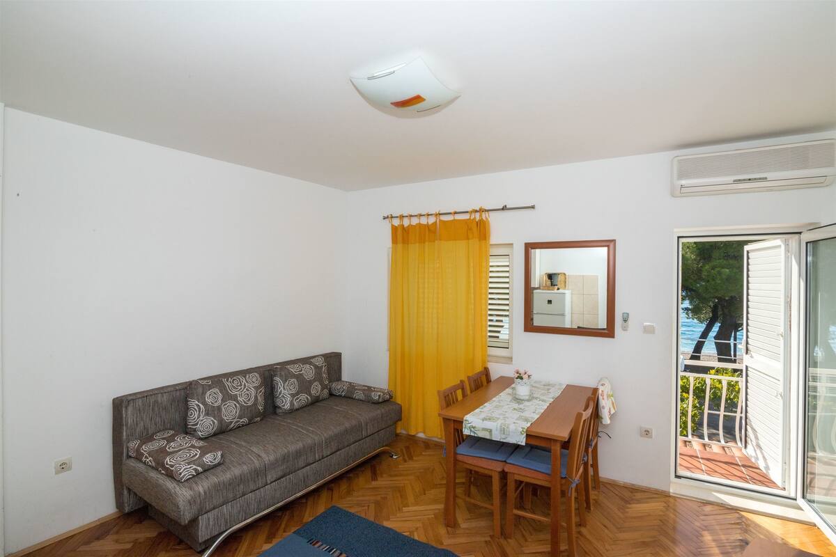 Apartment (A3) | Living room
