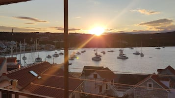 Căn hộ (A2) | Bến du thuyền