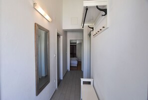Apartment (A1) | Free WiFi, bed sheets - Apartment Bene (Primosten)
