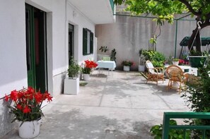 Apartment (A2) | Terrace/patio