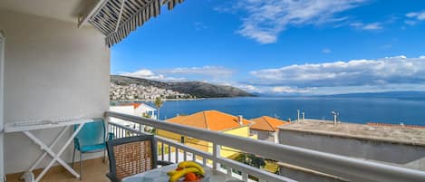 Apartment (A2) | Water view
