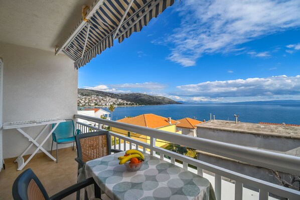 Apartment (A2) | Water view