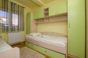 Wifi gratis y ropa de cama 