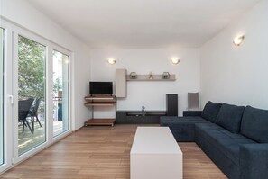 Appartement (A1) | Salle de séjour | Télévision