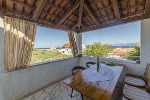 Apartment (A3) | Balcony