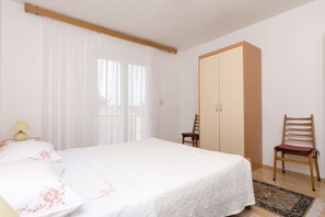 Apartment (A2)