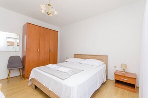 Apartamento (A1) | Wifi gratis y ropa de cama