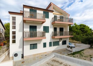 Exterior - Apartments Karmen A1-A3 (Primosten)