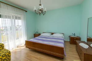 Huoneisto (A1) | Ilmainen Wi-Fi, vuodevaatteet