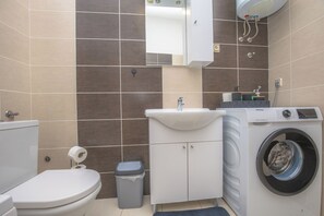 House | Bathroom | Shower