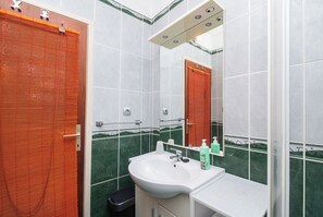 Apartment (A1) | Badezimmer | Toilettenpapier