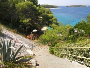 Beach nearby - Apartments Dijo (Primosten)