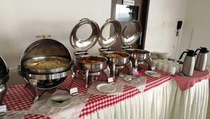 Daily continental breakfast (INR 300 per person)