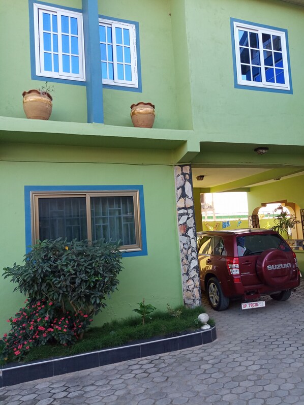 Façade de l’hébergement