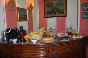 Dagelijks ontbijtbuffet inbegrepen