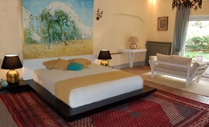 Junior suite (Spring) | Italiaanse Frette-lakens, luxe beddengoed, donsdekens