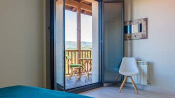 Apartment, 2 Bedrooms, Balcony | 1 bedroom, free cribs/infant beds, free WiFi, bed sheets