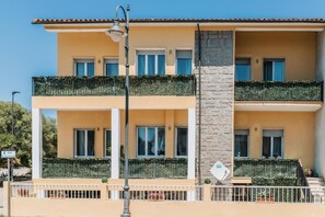 บริเวณภายนอก