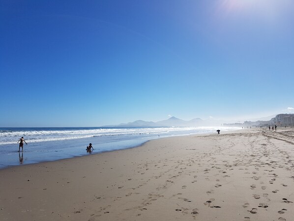 Platja a a prop