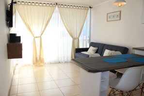 TV, stereo - Apartment close to the beach, La Serena, Chile. (La Serena)