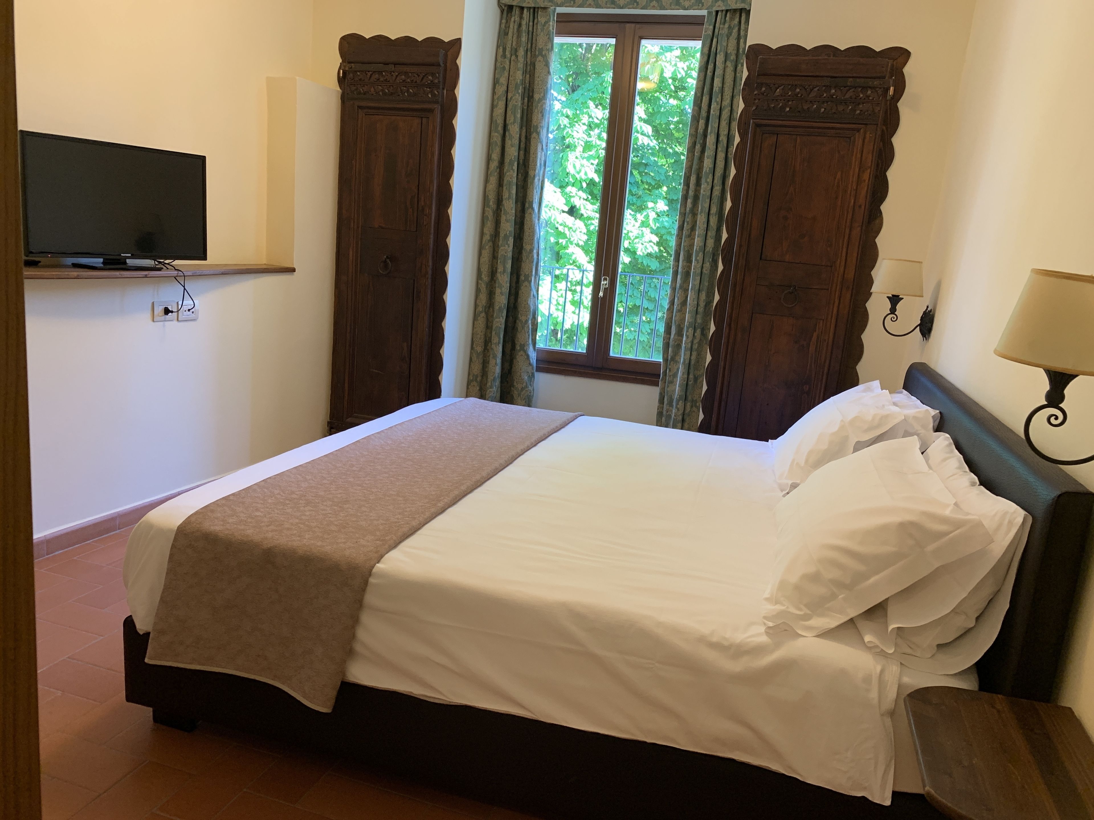 double or twin room | premium bedding, down duvets, pillow-top beds, soundproofing