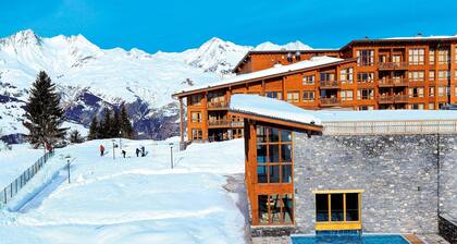 Appartement skis aux pieds | Accès piscine !