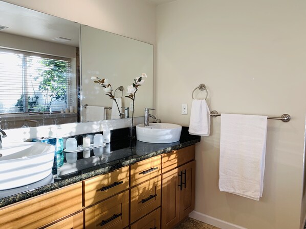 Haartrockner, Handtücher