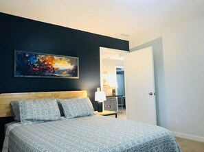 8 bedrooms, desk, iron/ironing board, free WiFi