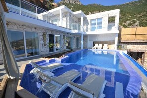 Piscina al aire libre