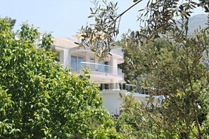 Front of property - Villa 6 bedroom 523 by Eva Bodrum (Kas)
