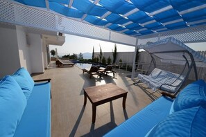 Villa, 6 Schlafzimmer | Terrasse/Patio