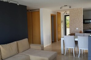 Villa | Living area