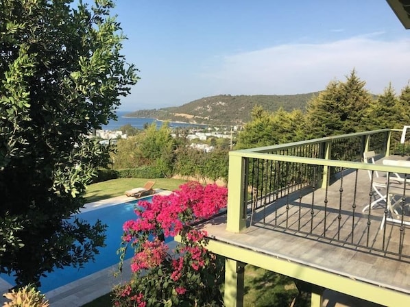 Villa, 4 Bedrooms | View from room