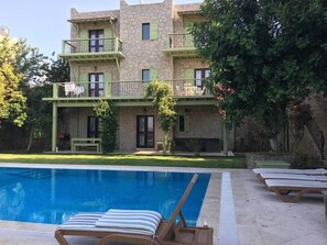Unclassified image, 2 of 17, button - Villa Rock by Eva Bodrum (Bodrum)