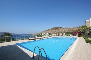 Utomhuspool