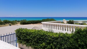 Apartamento família | Vista do quarto