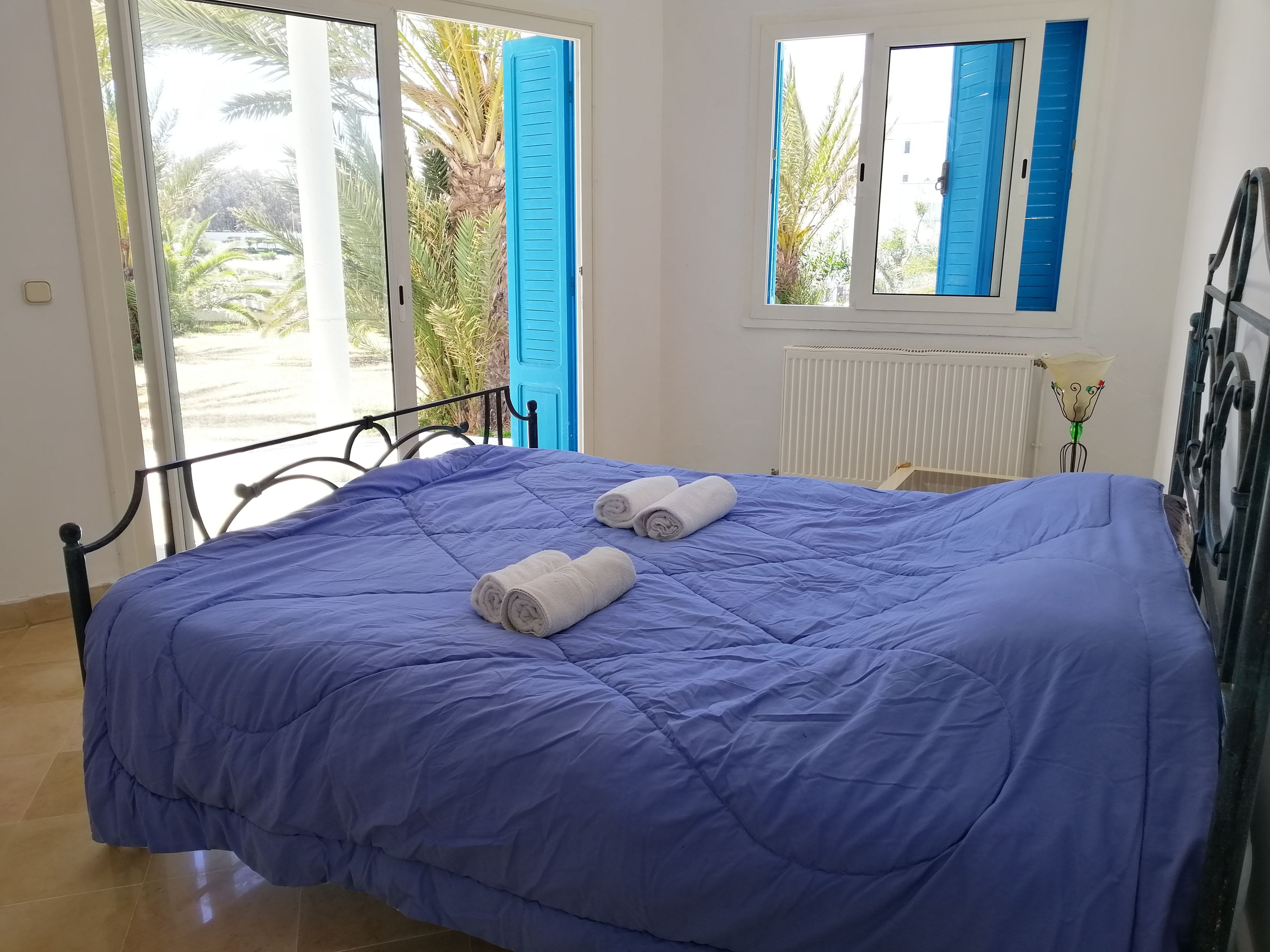 패밀리 아파트 | 책상, 무료 WiFi, 침대 시트