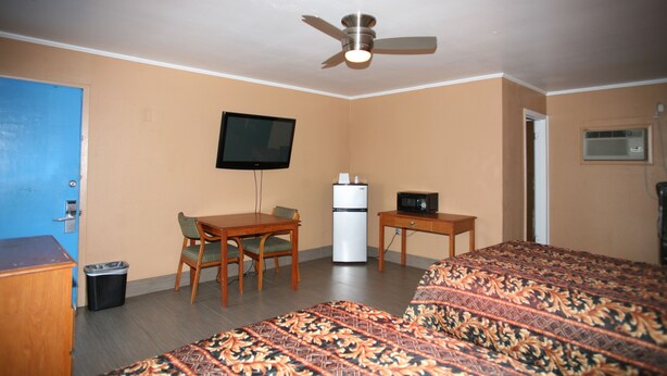 1 غرفة نوم ومكتب وواي فاي مجانًا وملاءات أسرّة