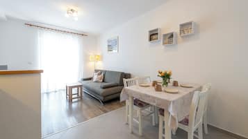 Apartment, Meerblick | Esszimmer