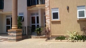 Exterior - Paradise Classic Motel (Kampala)