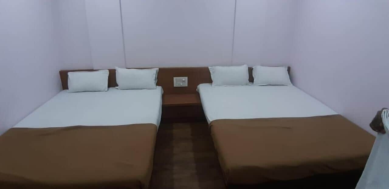 Photo - Rajhuns Deluxe Lodging