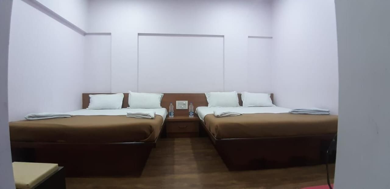 Photo - Rajhuns Deluxe Lodging