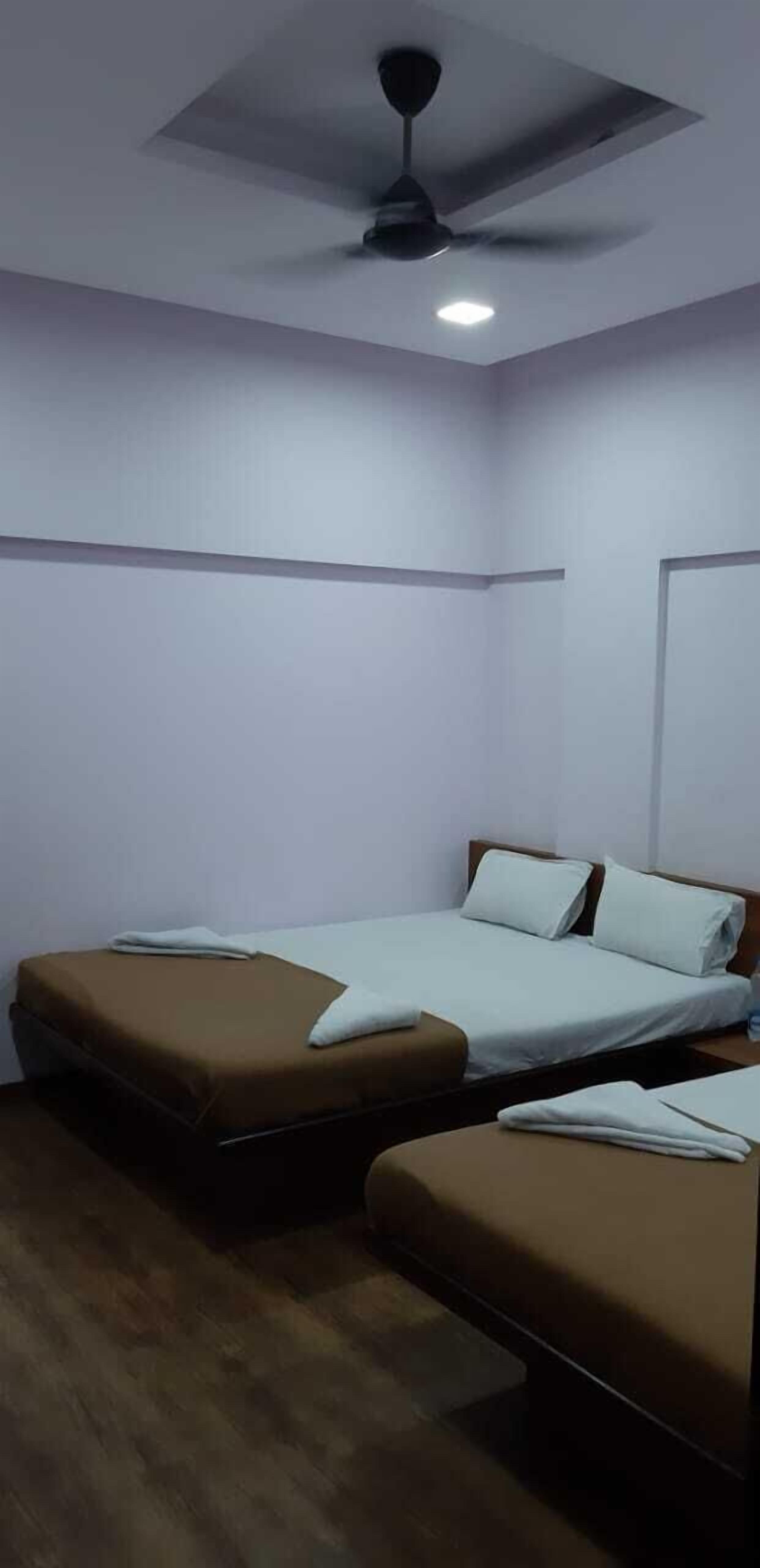 Photo - Rajhuns Deluxe Lodging