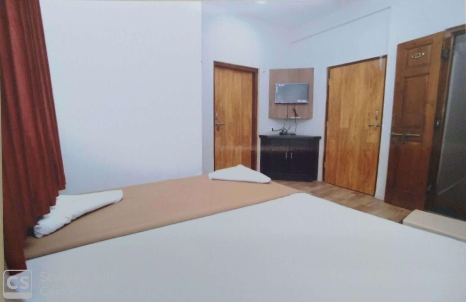 Photo - Rajhuns Deluxe Lodging