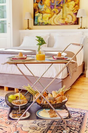 Breakfast meal - Palazzo Santa Maria - Historic Hotels of Europe (Syros)