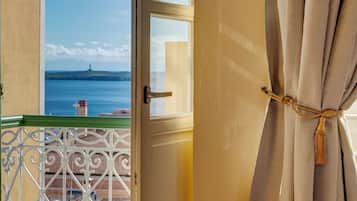 The Grand Heritage Suite | Egyptian cotton sheets, premium bedding, down comforters, pillowtop beds