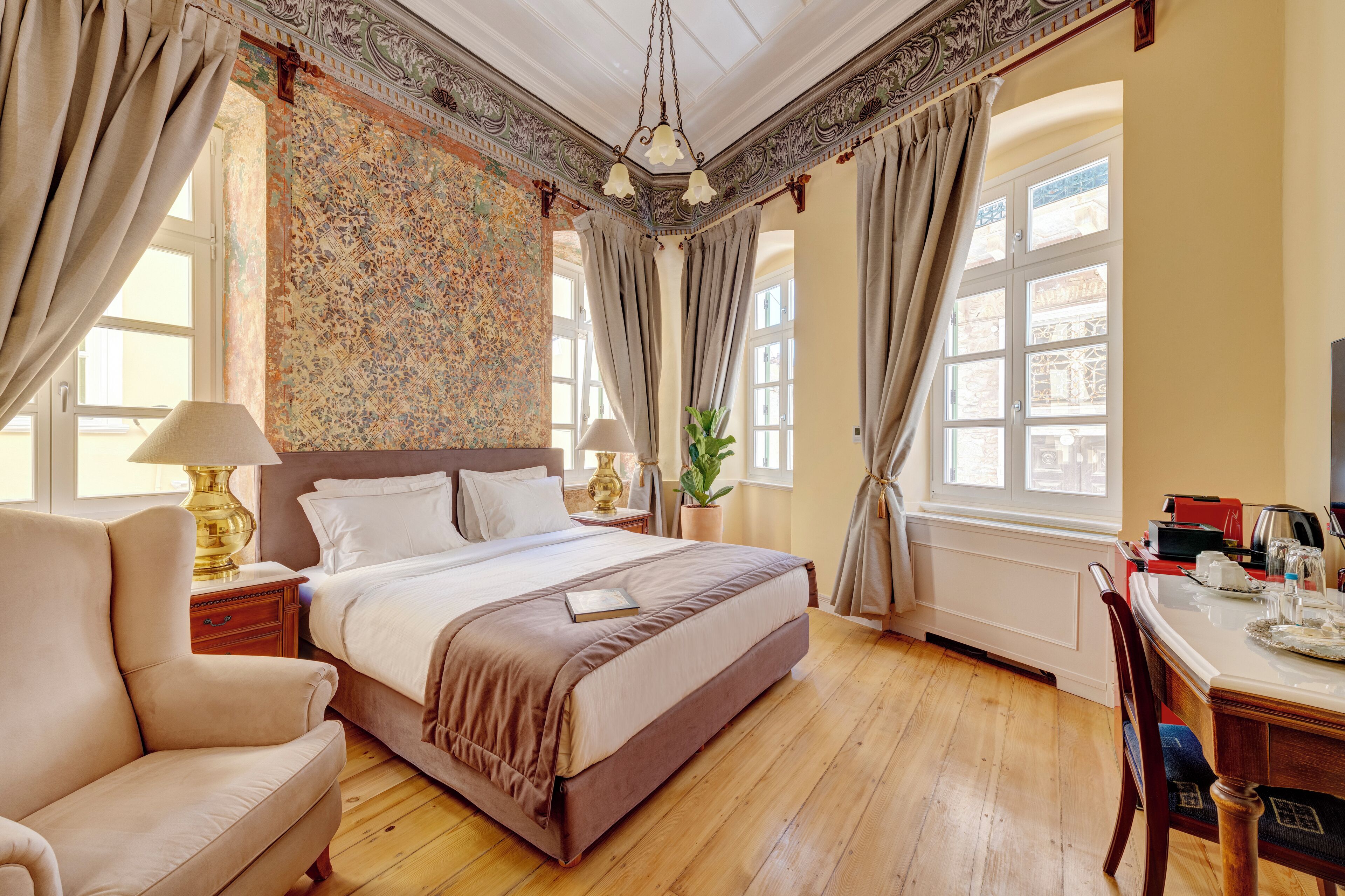 The Frescoes Suite | ผ้าปูที่นอนฝ้ายอียิปต์, เครื่องนอนระดับพรีเมียม, ผ้านวมขนเป็ด