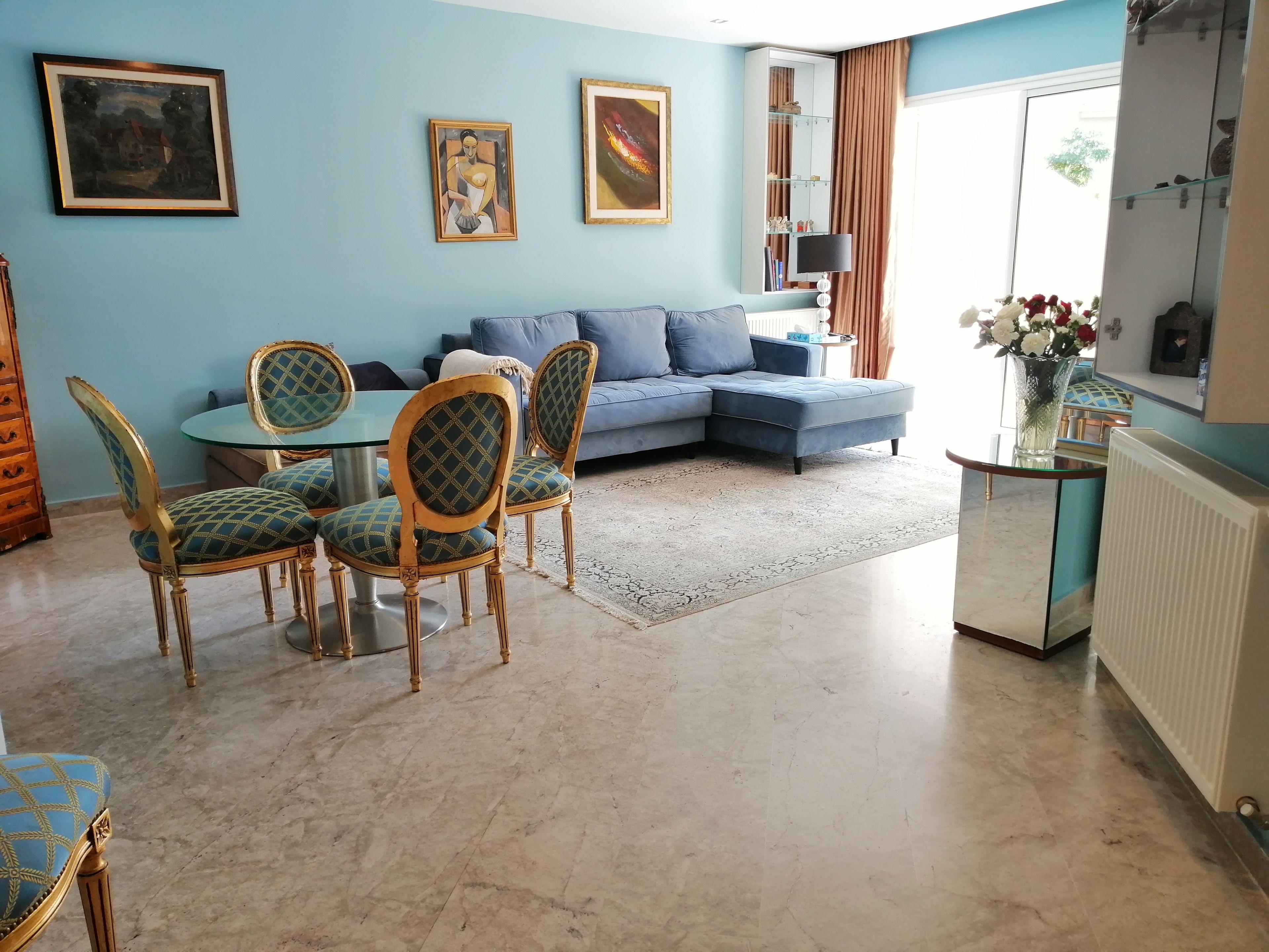 Luxury Apartment | Living area | Flat-screen TV